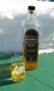 SAM_0678 Gold on the Rocks