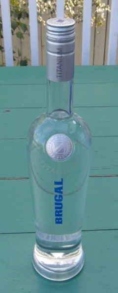 SAM_0972 Brugal Titanium